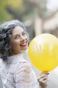 Glamour-photography-budapest-self-confident-portrait-outdoor