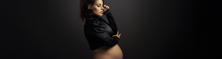 maternity-shoot-studio-budapest-creative