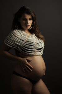 maternity-shoots-studio-creative-budapest