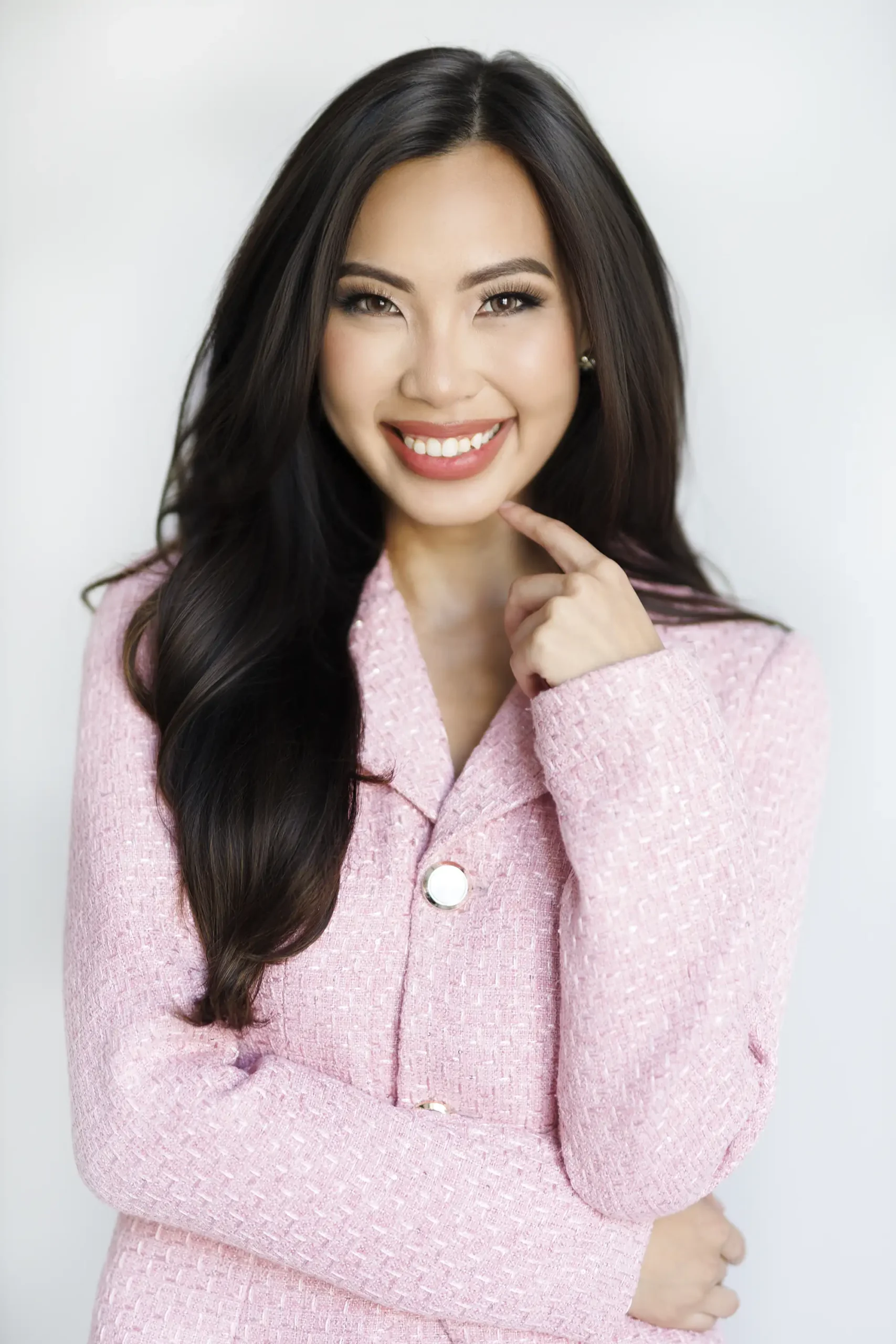 Üzleti portré fotózás Budapesten modern, elegáns stílusban személyes márkaépítéshez